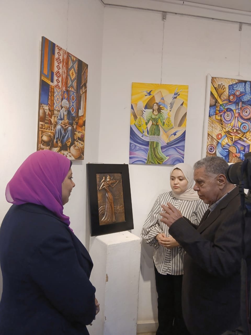 ألوان حواء