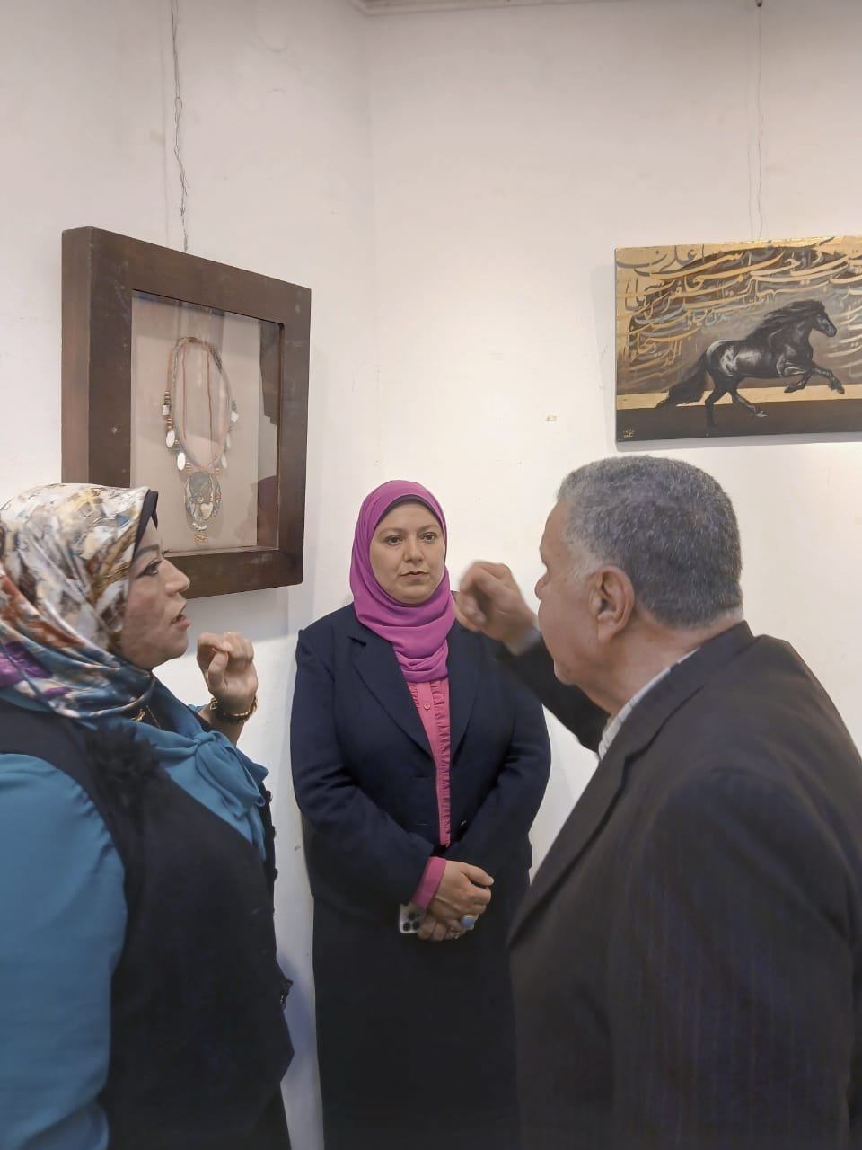 ألوان حواء